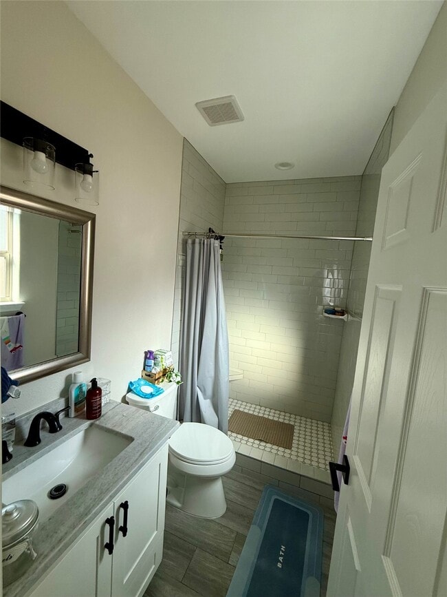 Building Photo - 421 Pitaya Ln