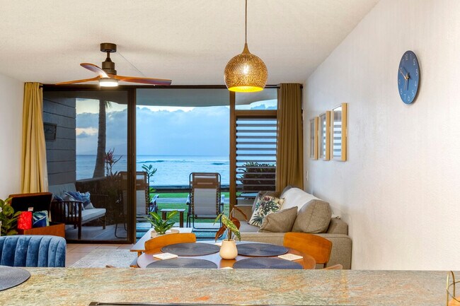 Building Photo - 4471 Lower Honoapiilani Rd