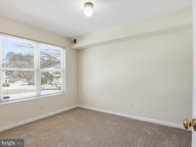 Building Photo - 13650 Orchard Dr