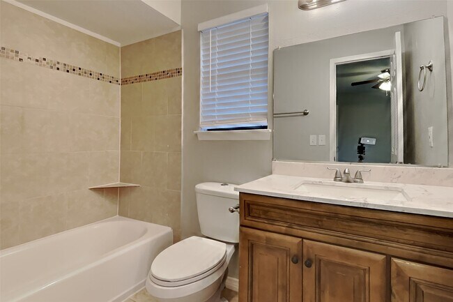 Building Photo - 2730 Longleaf Pines Ln