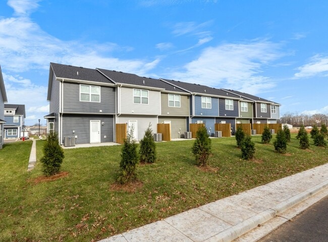 Building Photo - Large 2 Bedroom Luxury Townhome For Rent Near Billy Dunlop Park!