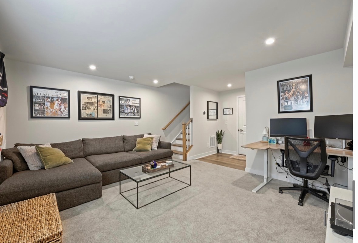 Building Photo - 4732 Chastain Ave