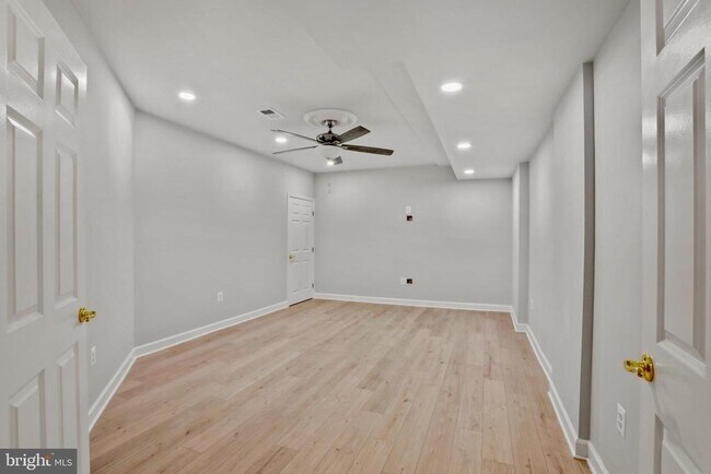 Building Photo - 24906 Earlsford Dr