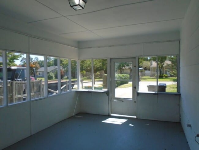 Building Photo - Village Green subdivision