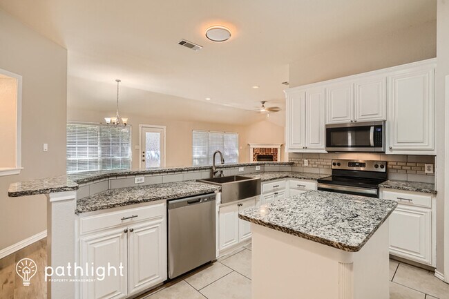 Building Photo - 603 Parkhill Drive, Mansfield, TX, 76063