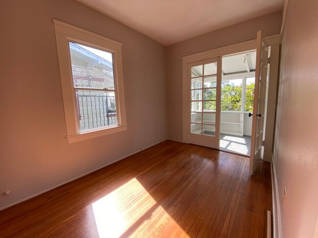 Building Photo - 2704 Landis St