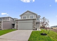 Building Photo - 1817 NE Heritage Dr