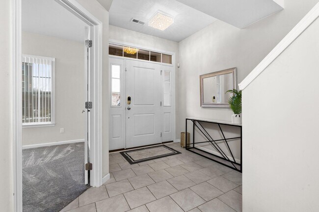 Building Photo - 2809 Rathmore Ln.