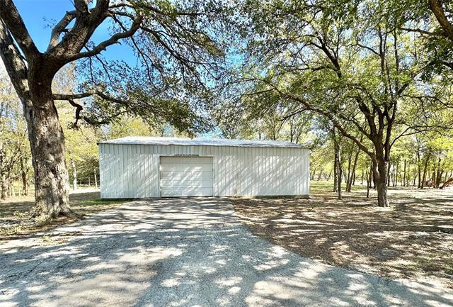 Building Photo - 1924 Countryside Dr