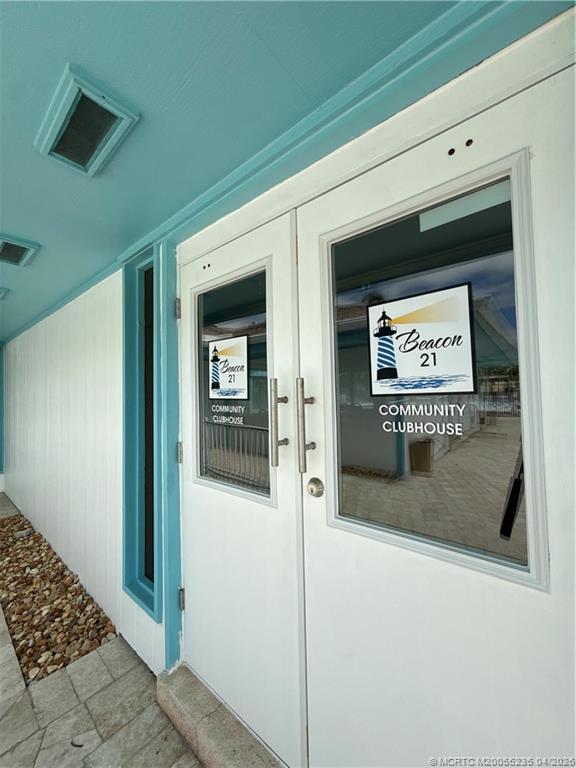 Building Photo - 1561 NE 12th Terrace