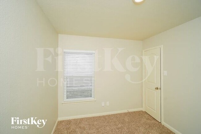 Building Photo - 3941 Northaven Trail