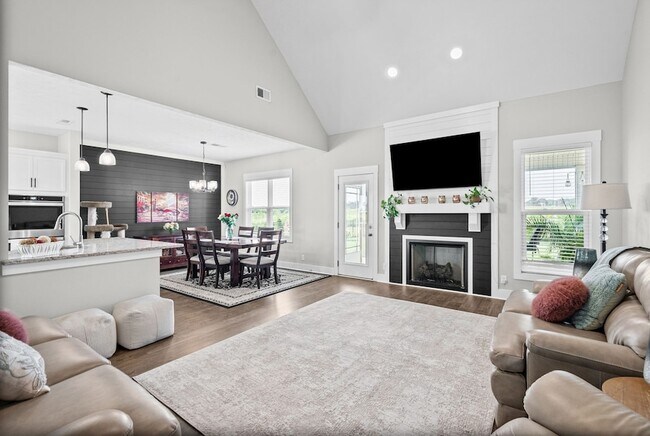 Building Photo - 538 Fieldview Wy