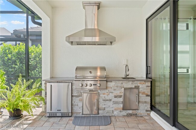 Building Photo - 6767 Pennyroyal Dr