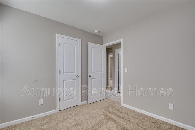Building Photo - 3549 Pebble Creek Dr