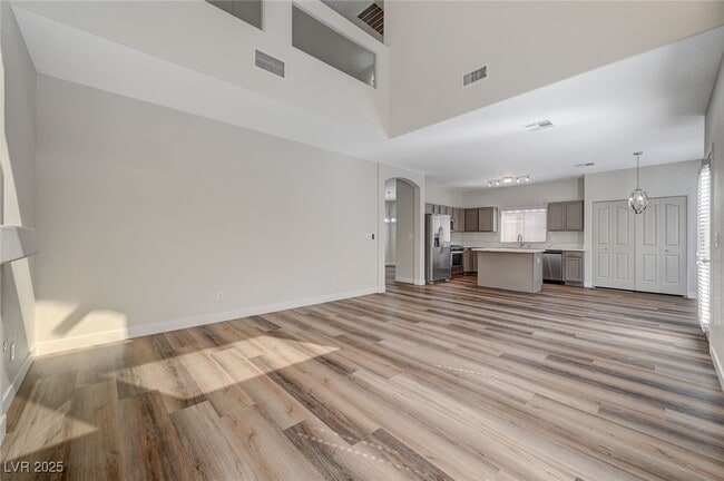 Building Photo - 421 Madison Taylor Pl