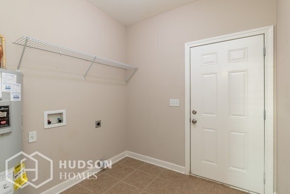 Building Photo - NOW AVAILABLE! 6102 Holloway Rd, Baker, FL...