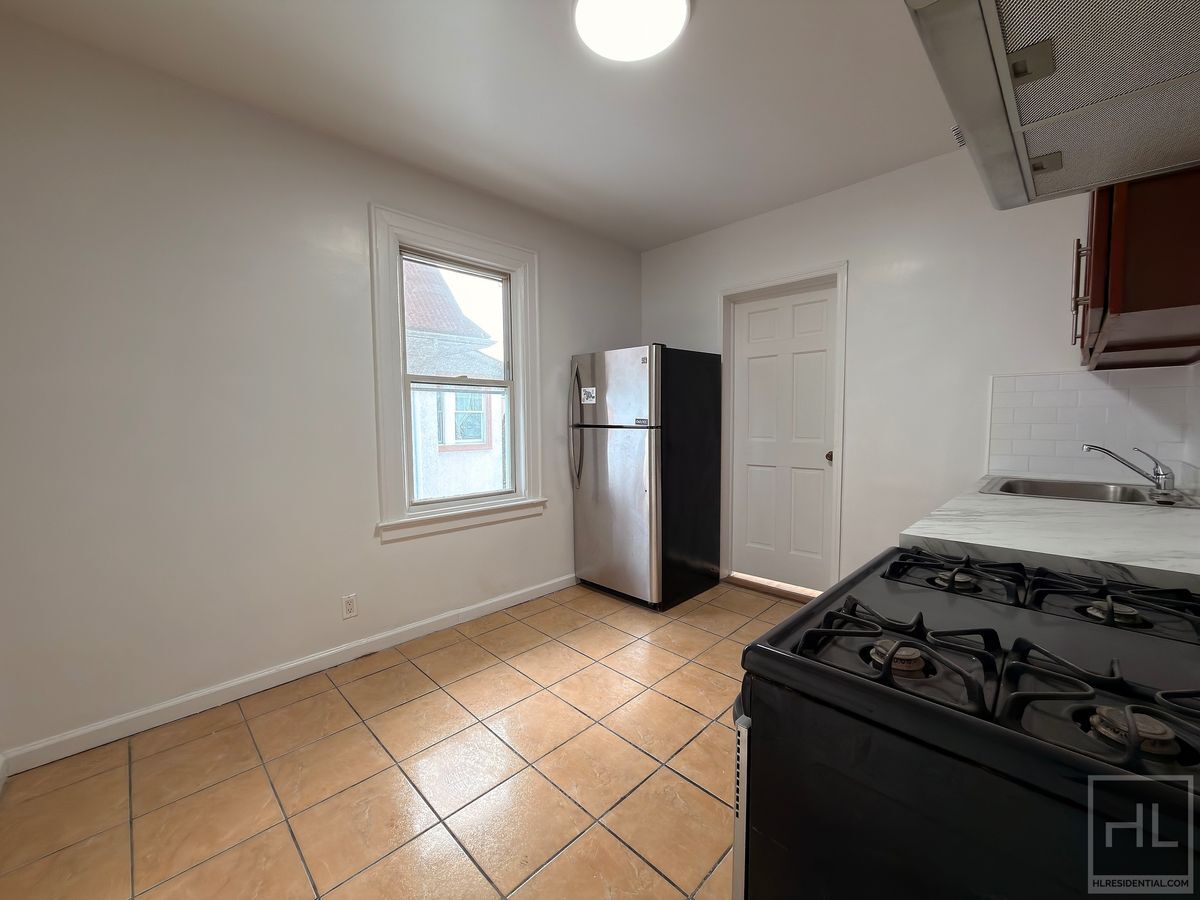 Building Photo - WEST 11 STREET