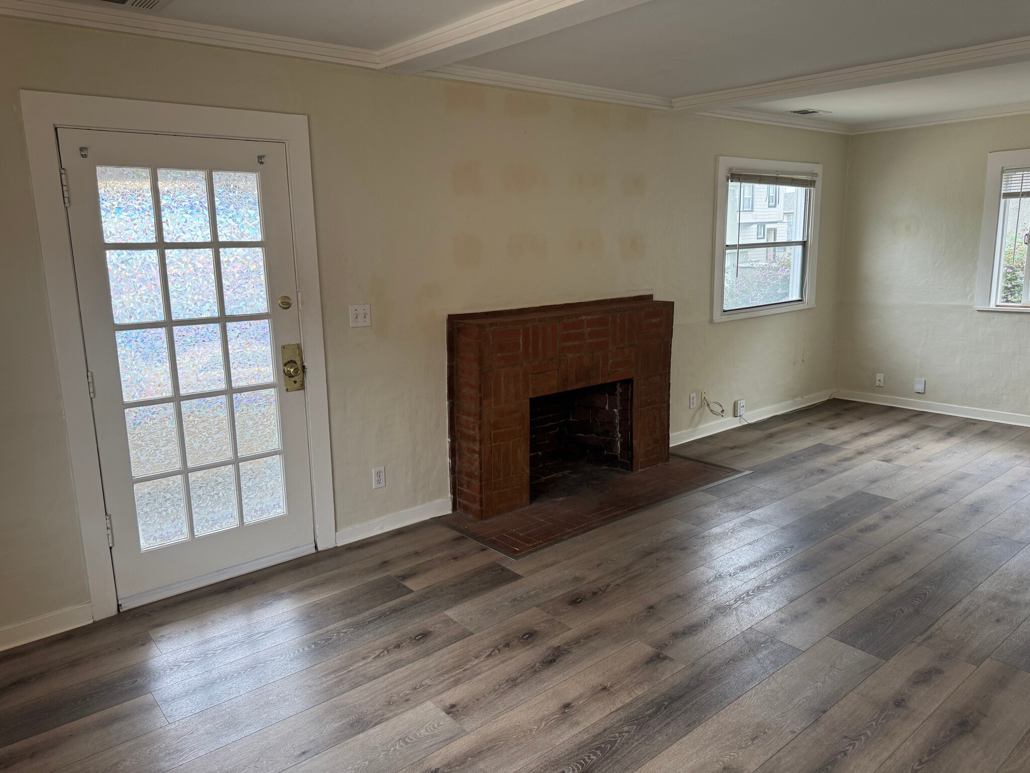Building Photo - 4056 Santa Rita St