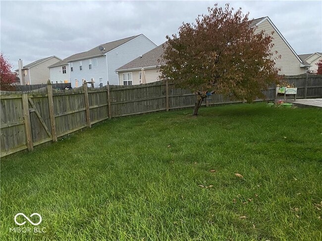 Building Photo - 5221 Bombay Dr