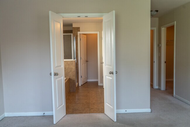 Building Photo - 1209 Lavista Rd NE
