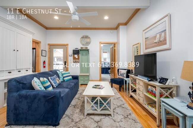 Building Photo - 11 E Chestnut St