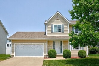 Building Photo - 615 SE Prairie Park Ln