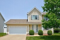 Building Photo - 615 SE Prairie Park Ln