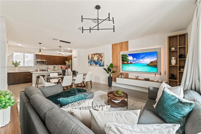 Building Photo - 4741 NW 84th Ave