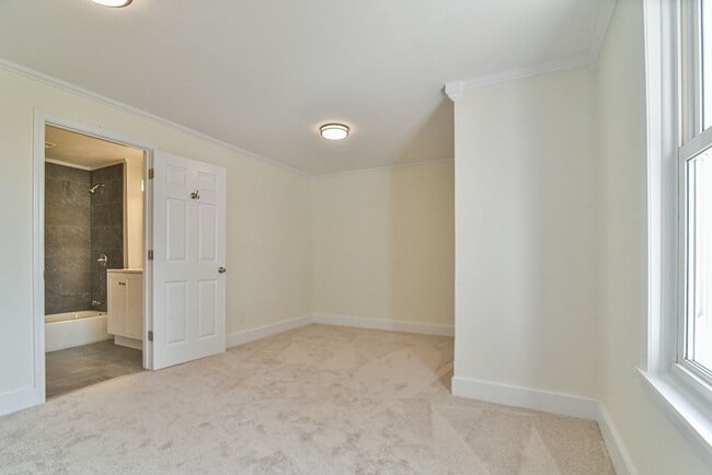 Building Photo - Charming Renovated Home on Acreage — Minutes from Town