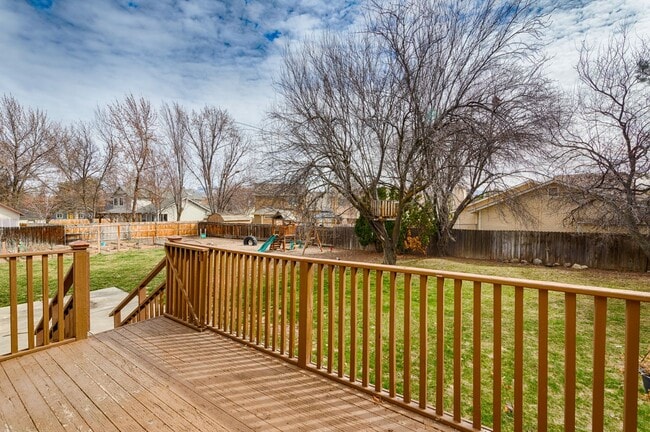 Building Photo - Large home with shop on over 1/2 acre.
