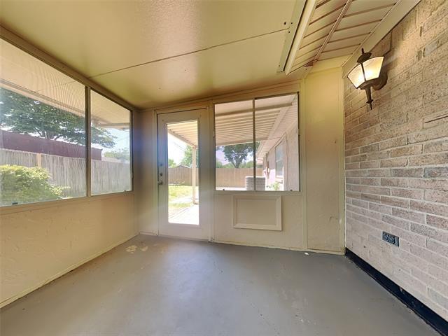 Building Photo - 6144 Mackneal Trail