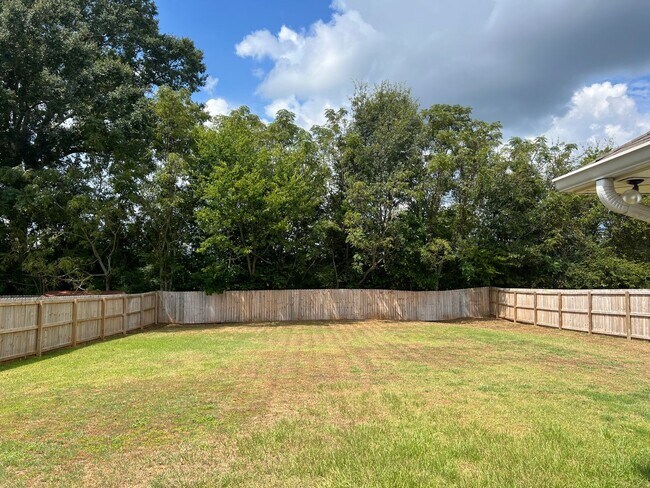 Building Photo - 36 County Rd 740