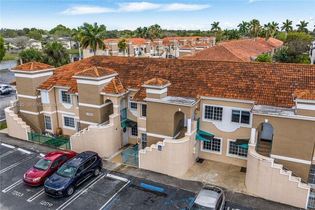 Building Photo - 13060 SW 64th Terrace