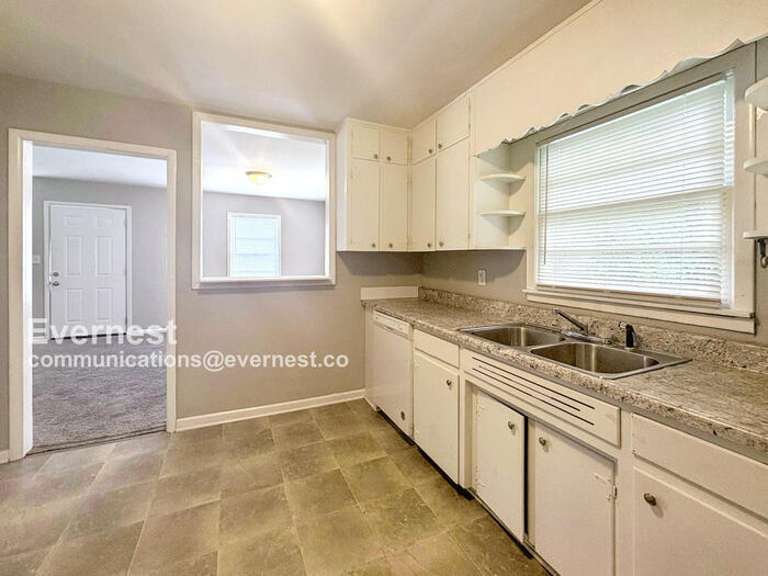 Building Photo - 764 82nd St S