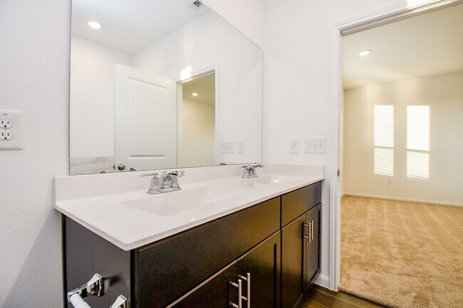 Building Photo - 17867 Baleage Ln