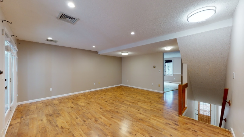 Building Photo - 84 Songbird Ln