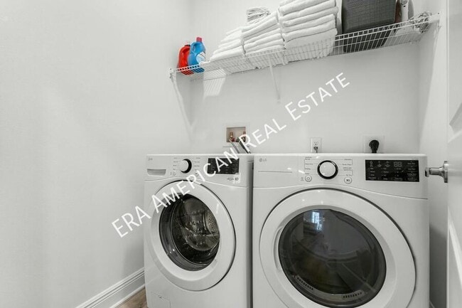 Building Photo - 22 Kara Lake Dr