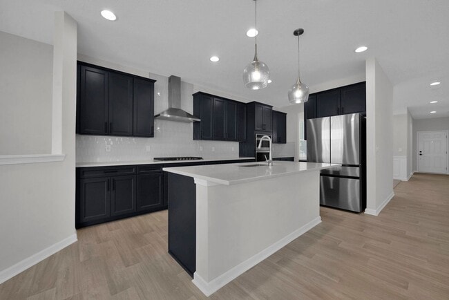 Building Photo - High End-New Build 5 Bed Home Plain City