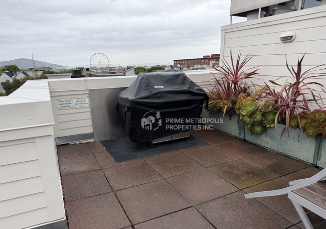 Building Photo - 600 Chestnut St