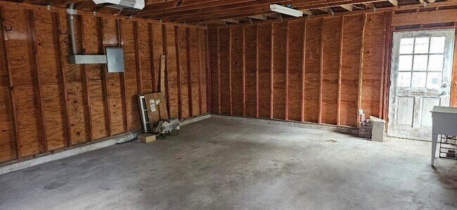 Building Photo - 3936 Case St