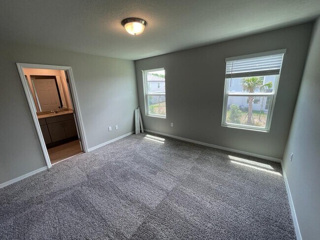 Building Photo - 513 Legacy Lp