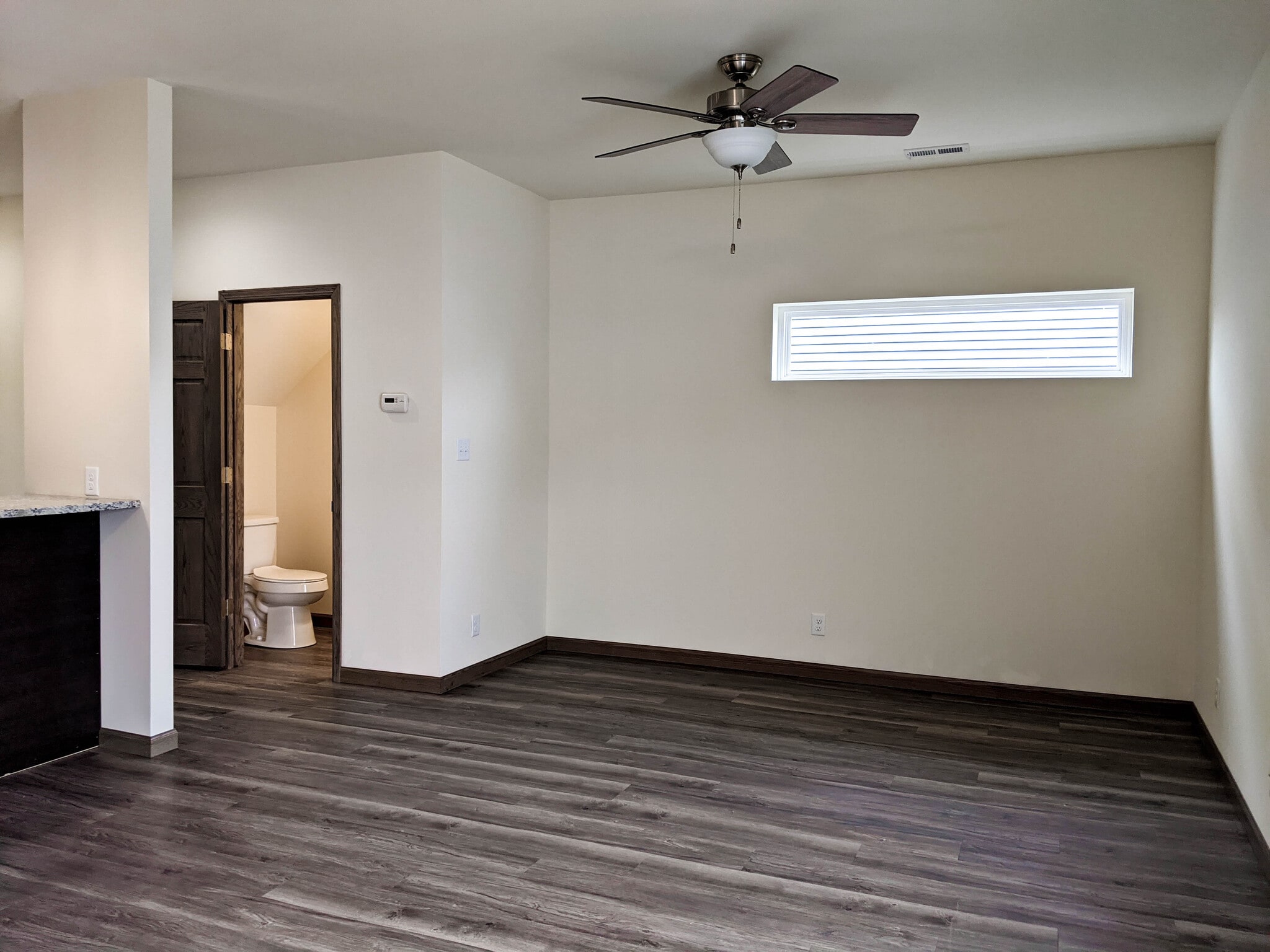 Building Photo - 612 Commercial Dr