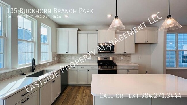 Building Photo - 135 Buckhorn Br Pk