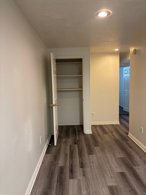 Building Photo - 3823 E Michelle St