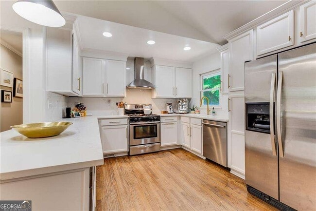 Building Photo - 2357 Cortez Way NE