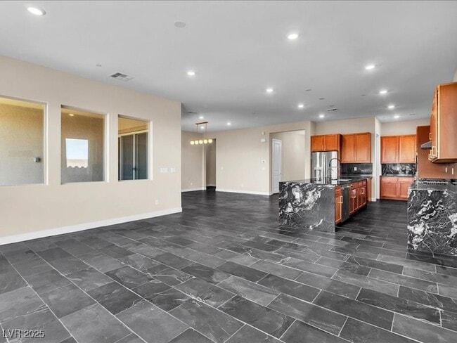 Building Photo - 11837 Grassy Pln Ave