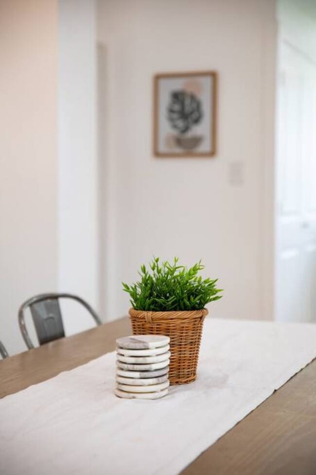 Building Photo - 9949 E Sego Lily Dr