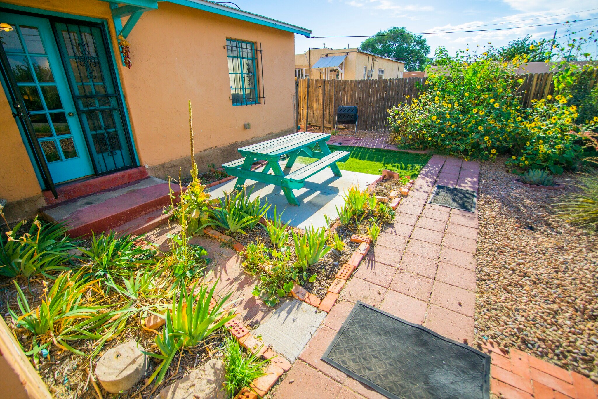 Building Photo - 2423 Rose Avenue NW