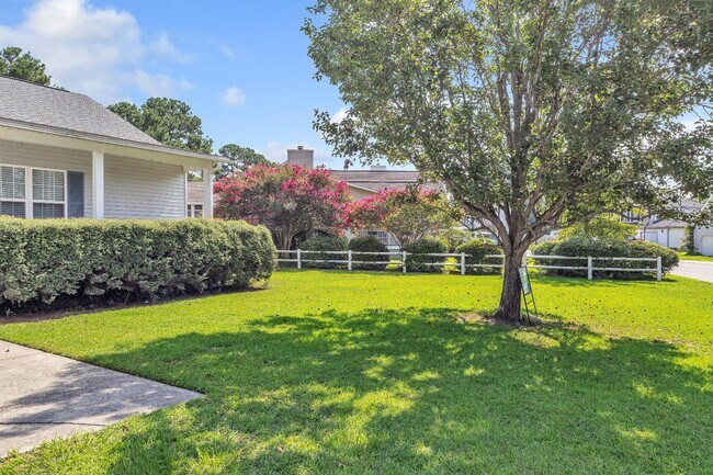 Building Photo - 129 Kingsbridge Dr