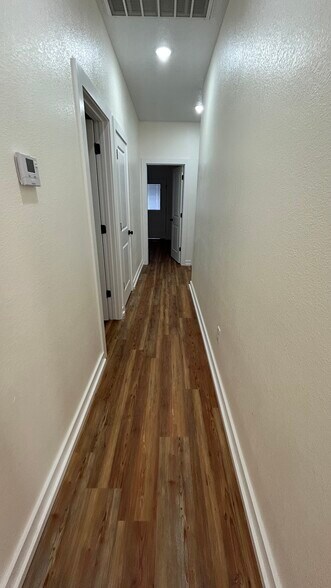 Building Photo - 7201 Texas Rd